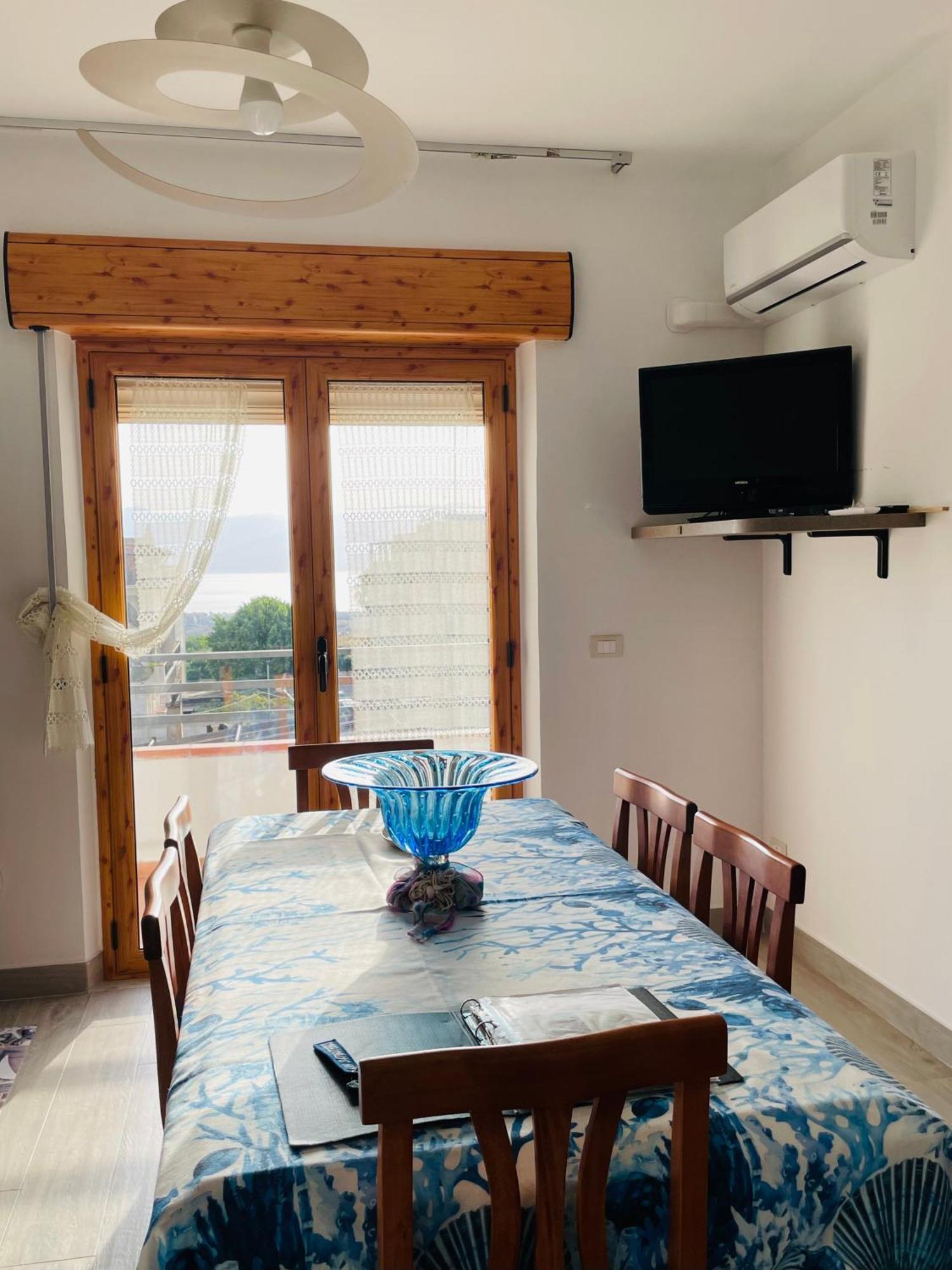 Vistamare Apartments Реджо-ди-Калабрия Экстерьер фото